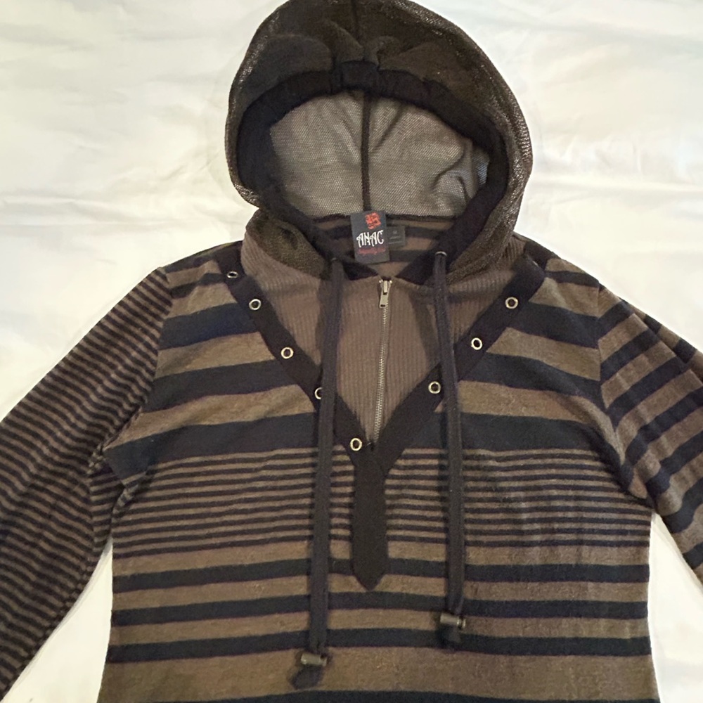 Anac Woman's Black and Brown Zip-Up Sweater